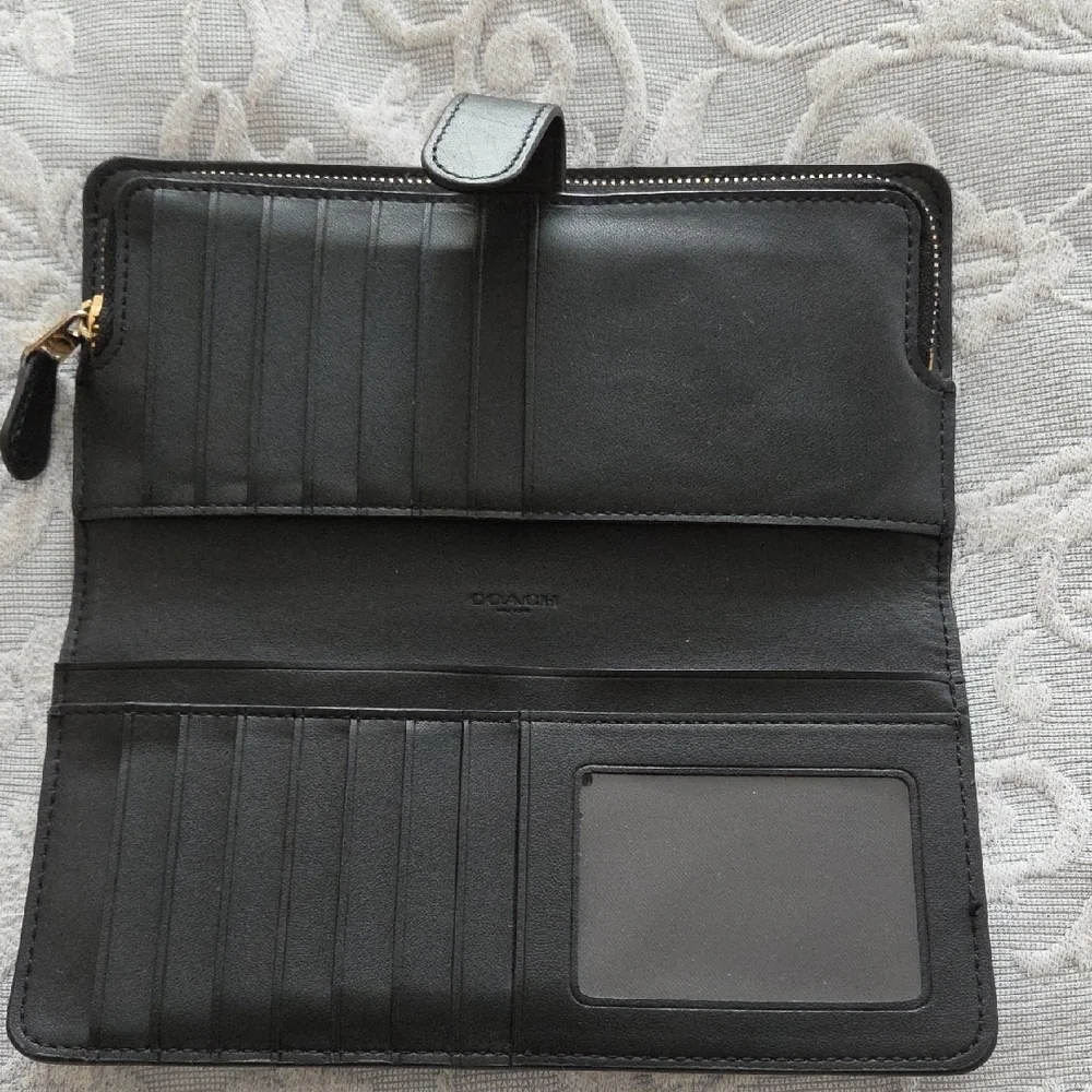 Coach Black Leather Zip Wallet with Gold Logo - Picture 3 of 7